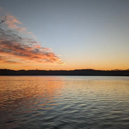 Domaine Du Lac, * Эиме